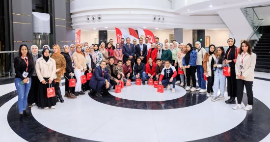 جامعة المنصورة الجديدة توقع بروتوكولا لتدريب طلاب الصيدلة على تصنيع الدواء
