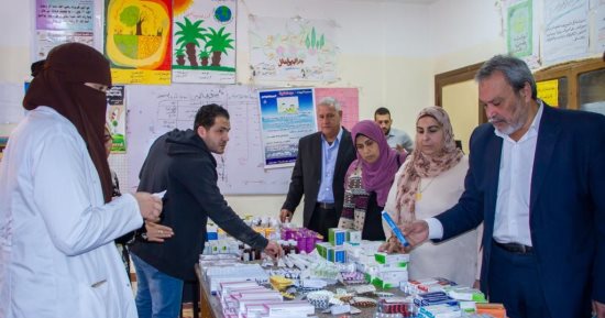 حياة كريمة.. تقديم الرعاية الطبية لـ813 حالة بقافلة جامعة طنطا بالغربية