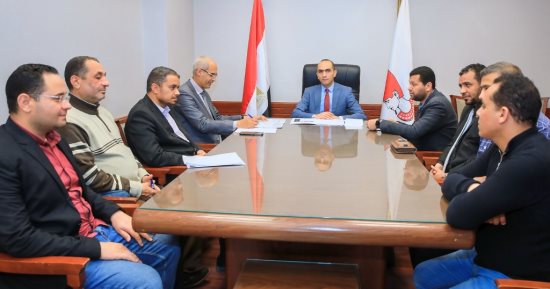 نائب محافظ سوهاج يترأس الاجتماع الدورى للجنة الفنية لمتابعة المراكز التكنولوجية