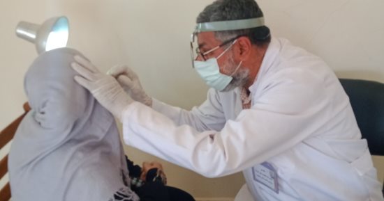حياة كريمة بالشرقية.. 1200 مواطن يستفيدون من خدمات القافلة الطبية بالعاشر 