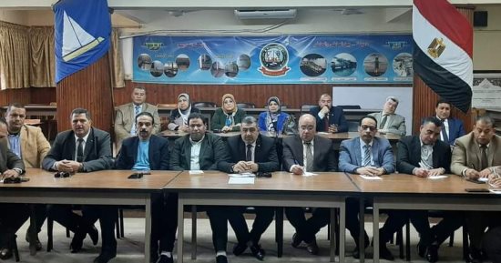 وكيل تعليم دمياط يجتمع بمديري ووكلاء الإدارات موجها الشكر للسابقين والتهنئة للجدد