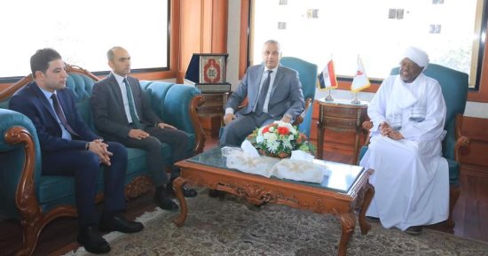 محافظ سوهاج يستقبل القنصل العام السودانى