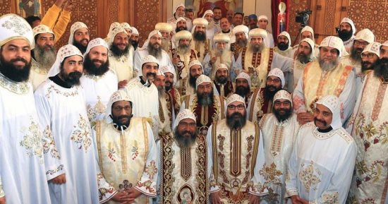 الكنيسة ترسم راهبين جديدين لدير "الأنبا شنودة" بسوهاج