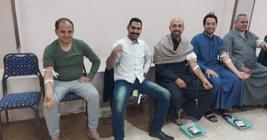 شباب ورجال قرية الصنافين بالشرقية يتبرعون بـ1256 كيس دم لصالح المرضى.. صور