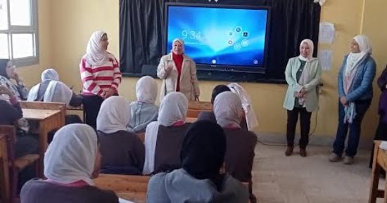 رئيس جامعة القناة: 659 كشفا طبيا وأدوية بالمجان لطالبات مدرسة السلام بالإسماعيلية