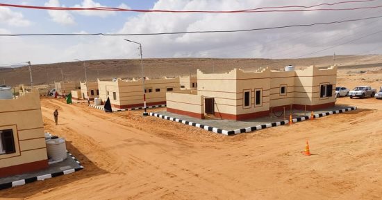 أحد الحاصلين على العقود المؤمنة بسيناء: إنجاز كبير وشكرا للرئيس السيسى