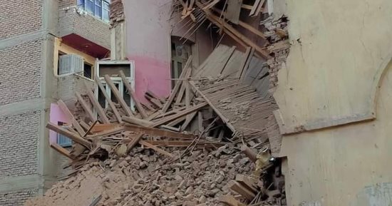 عمره أكثر من 100 عام.. انهيار منزل الخواجة صادق بقوص فى قنا دون خسائر