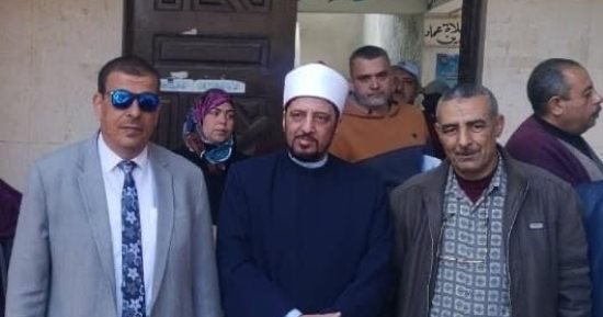 رئيس الإدارة المركزية لمنطقة الإسكندرية الأزهرية يتفقد معاهد العامرية وبرج العرب