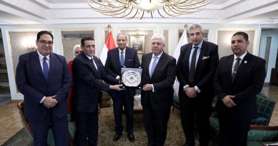 وزير التعليم العالي: الجامعات المصرية نجحت في محو أمية ما يقرب من مليون مواطن