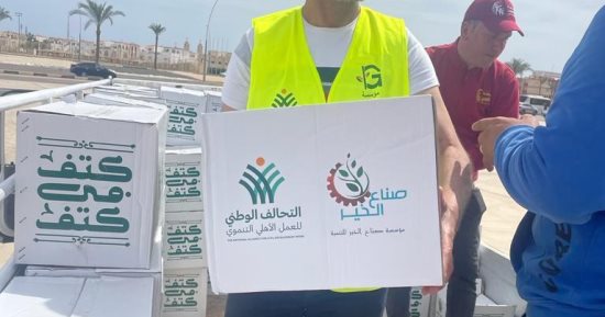 "حياة كريمة": انطلاق مبادرة "كتف فى كتف" من جنوب سيناء لتوزيع 400طن مواد غذائية