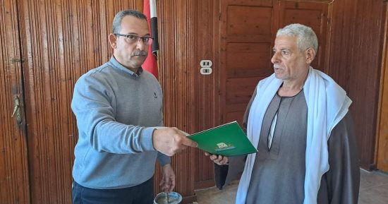 تسليم عقود تقنين وحملات على الأسواق وإزالة تعديات ولقاء جماهيرى ببلطيم.. صور