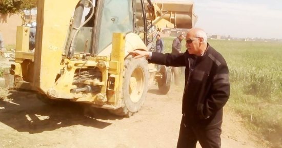 حملة لإزالة التعديات على الأراضى الزراعية والبناء بدون تراخيص بسوهاج والإسماعيلية