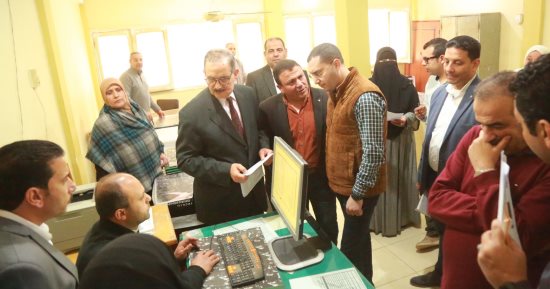 محافظ كفر الشيخ يتفقد المركز التكنولوجي ومجلس المدينة ويلتقي المواطنين
