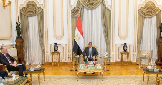 "وزير الإنتاج الحربى" يبحث مع السفير البلغارى مجالات التعاون المختلفة