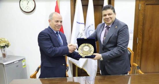المحطات النووية توقع عقد إدارة وتشغيل رصيف الضبعة البحري مع ميناء الإسكندرية