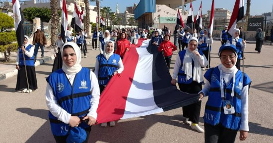 شباب البحيرة يشاركون فى ماراثون للمشى احتفالا باليوم العالمى للمرأة.. صور