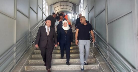 نائب محافظ القاهرة للمنطقة الجنوبية تفتتح كوبرى مشاة مجمع المدارس بالمعصرة