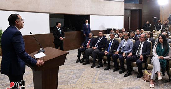 رئيس الوزراء: 150 مليار جنيه إجمالى تكلفة تطبيق حزمة الحماية الاجتماعية الجديدة بداية أبريل.. والموازنة الجديدة أغلب مخصصاتها ستوجه للحماية الاجتماعية.. مصطفى مدبولى: الدولة تطبق المرونة فى تحديد سعر الصرف