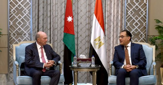 مصطفى مدبولى يلتقى رئيس مجلس الأعيان الأردني والوفد المرافق 