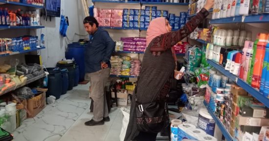 محافظة الإسكندرية تشن حملات على الأسواق للتأكد من ضبط الأسعار.. صور