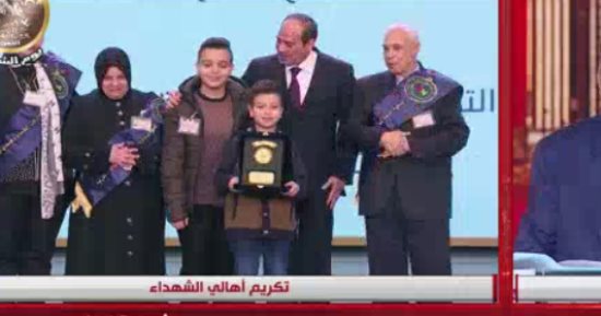 والدة الشهيد مصطفى حجاجى: روحى فداء لمصر وفخورة بالقوات المسلحة