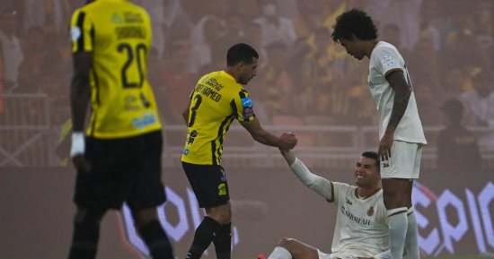شوط أول سلبى فى قمة الاتحاد ضد النصر بالدورى السعودى.. صور 