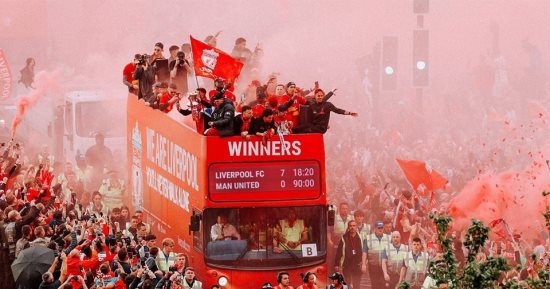 محمد صلاح: ليالى الأنفيلد الأوروبية لا مثيل لها والاحتفال مع الجمهور أتمنى تكراره