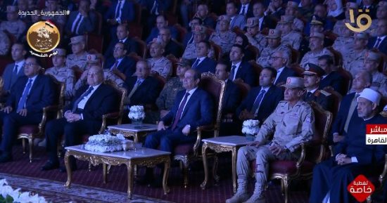 الرئيس السيسي يشاهد عرضا فنيا بعنوان" بطل الحكاية" بمناسبة يوم الشهيد