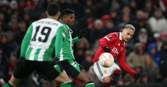 ملخص وأهداف مباراة مانشستر يونايتد ضد ريال بيتيس فى الدوري الأوروبي