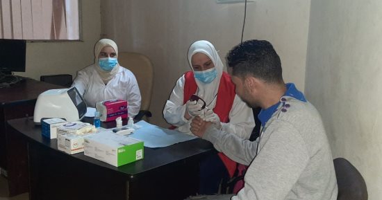 صحة المنوفية: الكشف الطبى على عاملات المصانع بالتعاون مع القوى العاملة