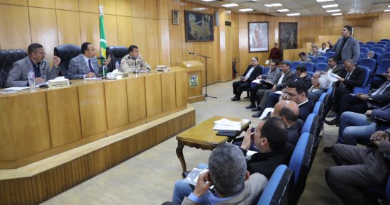 نائب محافظ المنيا يراجع الخطة العامة للجنة العليا لإدارة الأزمات والكوارث 