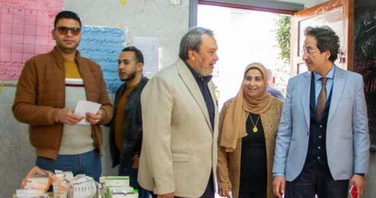 حياة كريمة بالغربية.. تقديم الرعاية الطبية لـ880 حالة بقافلة جامعة طنطا