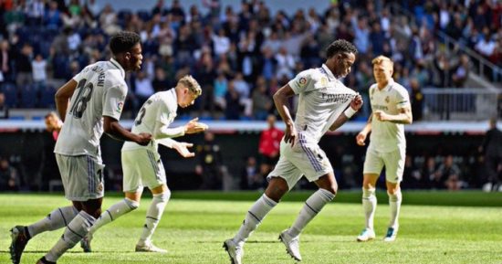 ريال مدريد يتقدم 2-1 على إسبانيول في الشوط الأول.. فيديو
