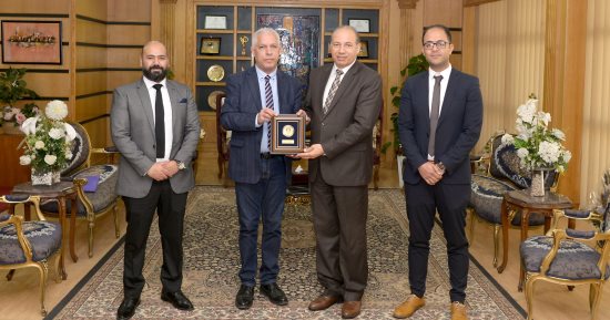 جامعة المنصورة تبحث التعاون مع نظيرتها Veliko Tarnovo بدولة بلغاريا.. صور