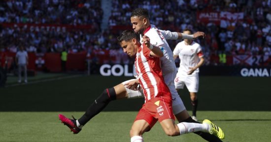 إشبيلية يتخطى ألميريا بصعوبة فى الدوري الإسباني.. فيديو