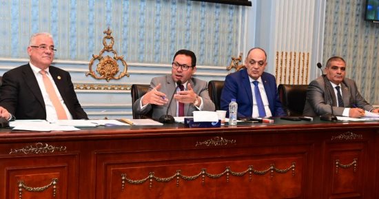 "زراعة النواب" توصى بتشكيل لجنة لبحث المغالاة فى مقابل الانتفاع بأراضى الرى