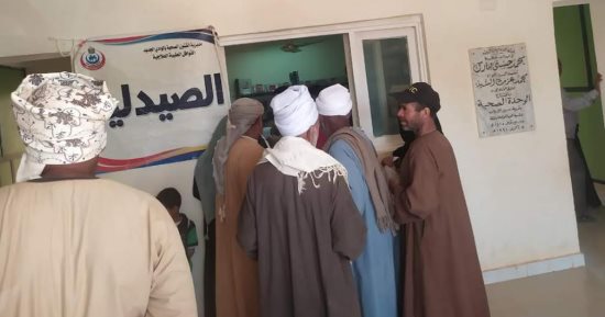 علاج 356 مواطنا مجانا ضمن حياة كريمة فى قرية الزيات بالوادى الجديد
