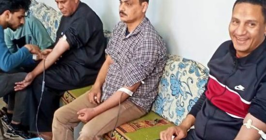  أهالى العزيزية بالشرقية يتبرعون بـ722 كيس دم للمرضى فى أقل من 10 ساعات..صور