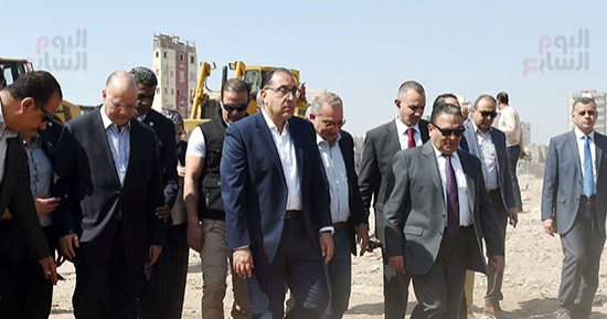 أخبار مصر.. رئيس الوزراء يتفقد أعمال المرحلة الثانية من تطوير سور مجرى العيون