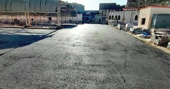 رئيس مدينة الأقصر يتابع أعمال الرصف بالشوارع وتطوير موقف البياضية.. صور