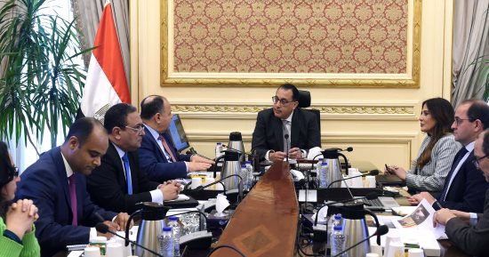 رئيس الوزراء يستعرض الملامح الرئيسية لمشروع الموازنة العامة لعام 2023-2024