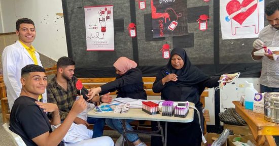 طلاب صيدلة القناة يطلقون حملة التبرع بالدم في دورتها الثانية 