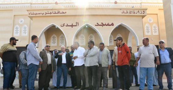 محافظ جنوب سيناء يتفقد مسجد الهدى وطريق مبارك بدهب بتكلفة 73 مليون جنيه..صور
