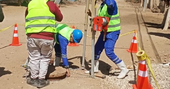 سحب عينات مياه وتطهير لمطابق الصرف الصحي بالأسبوع المائي بجنزور فى المنوفية
