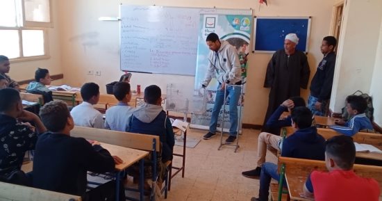 ندوات توعية لطلاب مدارس الكوامل قبلى بسوهاج احتفالا باليوم العالمى للمياه