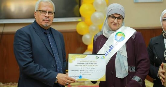 رئيس "مياه المنوفية" يُكرم الأمهات المثاليات بالشركة