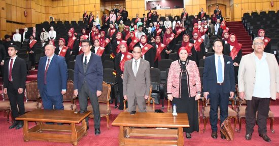 "حروب الشائعات وكيفية مواجهتها" فى ندوة بجامعة قناة السويس