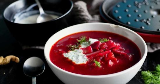 طريقة عمل شوربة البورش الروسية.. خفيفة وسهلة التحضير