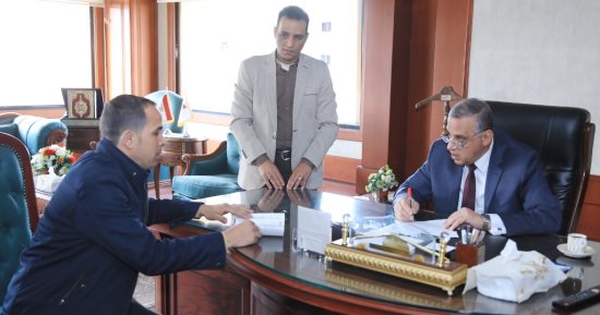 148 مواطنا يعرضون مطالبهم وشكاواهم خلال اللقاء الجماهيرى بسوهاج