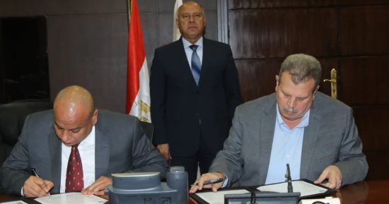 "النقل" توقع مذكرة تفاهم لإنشاء مصنع لإنتاج جميع أنواع قطع الغيار للسكة الحديد
